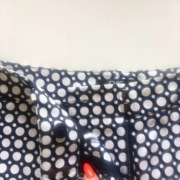 Jacob chic shorts size2 - Picture 2 of 6